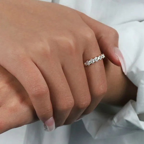 Parade In Fashion Band Image 3 Studio D Jewelers Woodstock, IL