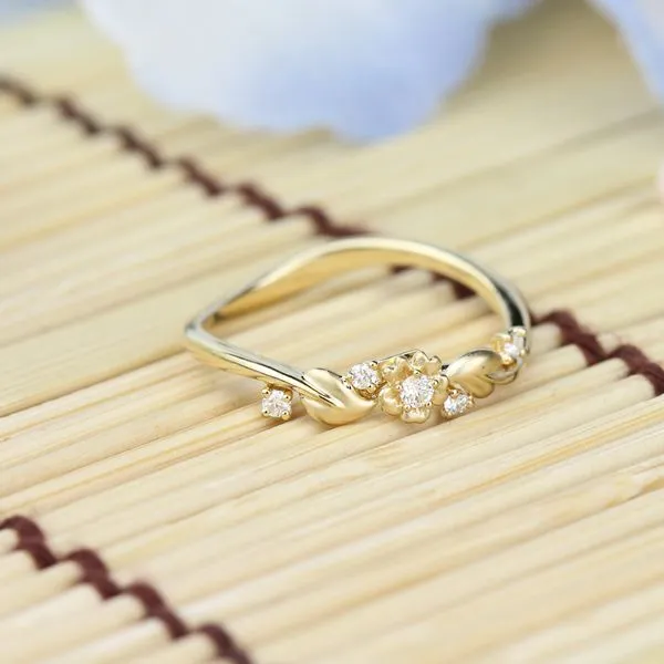 Lyria Leaves Band Image 4 Studio D Jewelers Woodstock, IL