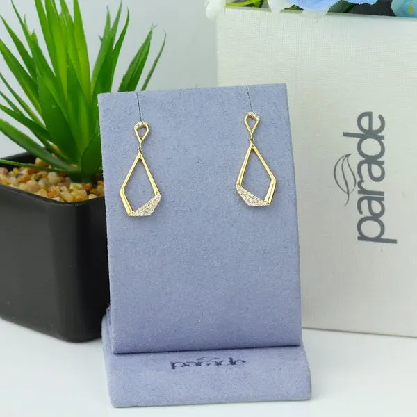 Parade In Fashion Earring Image 3 Studio D Jewelers Woodstock, IL