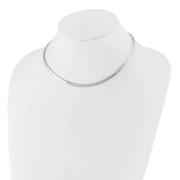 Leslie's 14K 4mm Two-tone Reversible Omega Necklace Image 2 Diamond Design Jewelers Somerset, KY