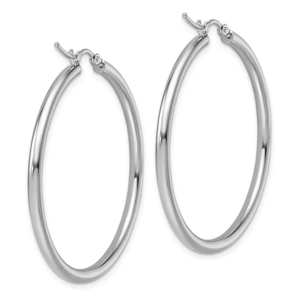 Leslie's 14k White Gold Polished 2.5mm Lightweight Tube Hoop Earrings Image 4 Diamond Design Jewelers Somerset, KY