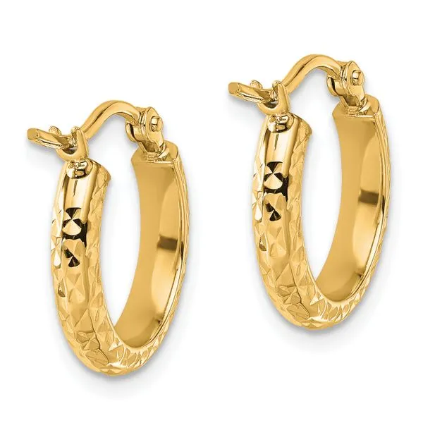 Leslie's 14k Diamond-cut 2.8x15mm Hollow Hoop Earrings Image 4 Trenton Jewelers Ltd. Trenton, MI
