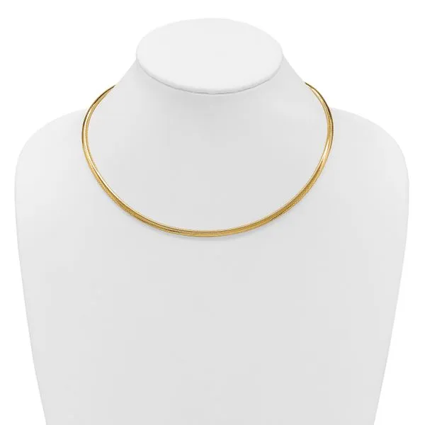 Leslie's 14K Polished Mesh Necklace Image 3 Thomas A. Davis Jewelers Holland, MI