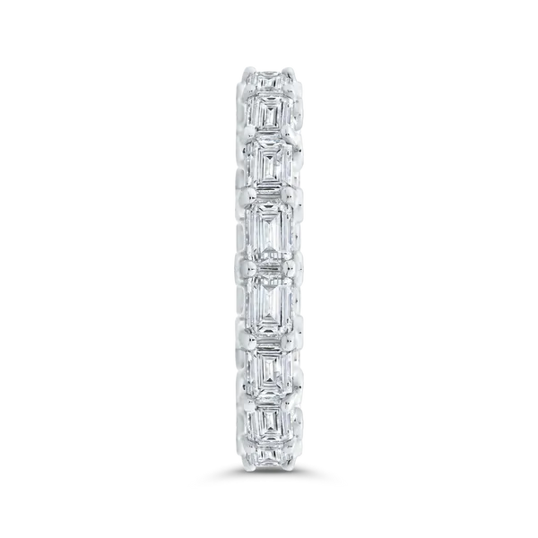 14K White Gold with Round & Emerald Diamond Eternity Ring Image 3 Woelk's House of Diamonds Russell, KS
