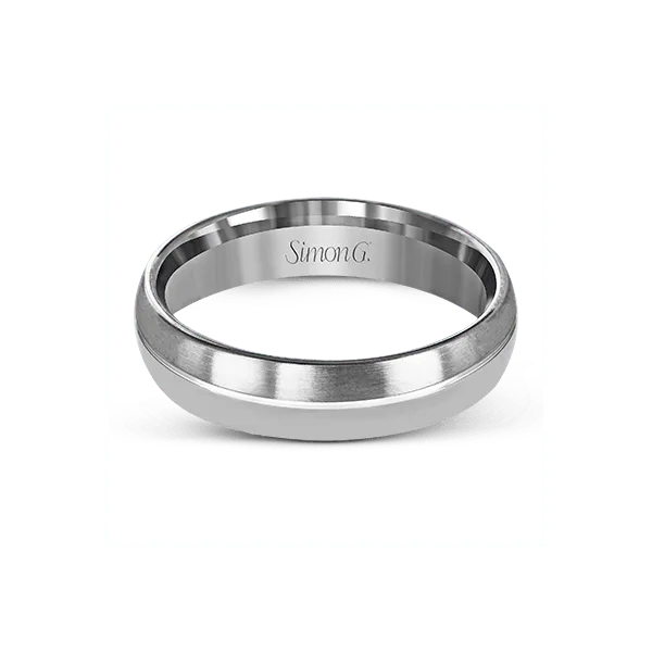 18k White Gold Men's Wedding Band Image 2 Almassian Jewelers, LLC Grand Rapids, MI