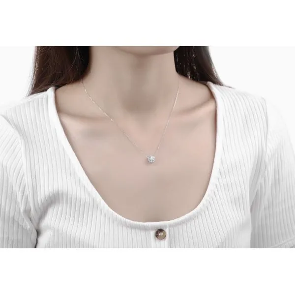 Lab Grown Diamond Halo Necklace Image 2 Diamonds Direct St. Petersburg, FL