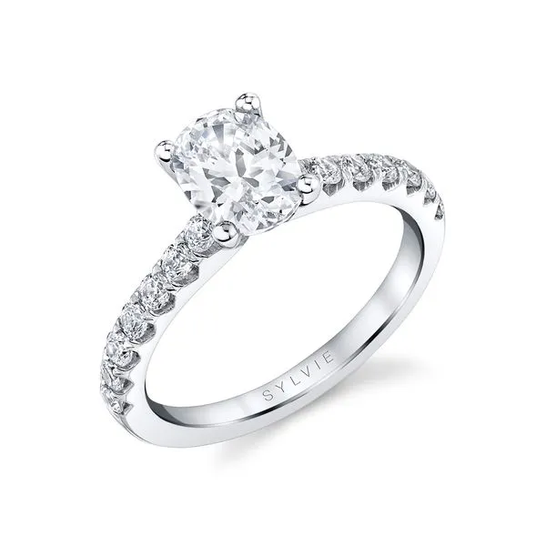 Women's Oval Cut Classic Engagement Ring - Aimee Diamond Showcase Longview, WA