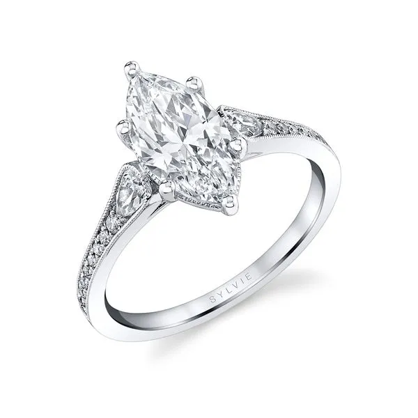 Women's Marquise Cut Unique Engagement Ring - Esmeralda Diamond Showcase Longview, WA