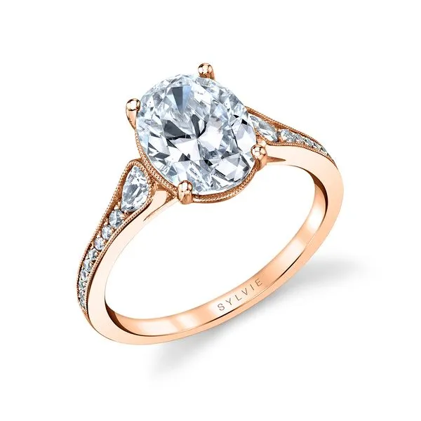 Women's Oval Cut Unique Engagement Ring - Esmeralda Diamond Showcase Longview, WA