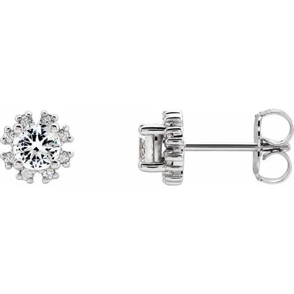 Round 4-Prong Halo-Style Earrings Hart's Jewelers Grants Pass, OR