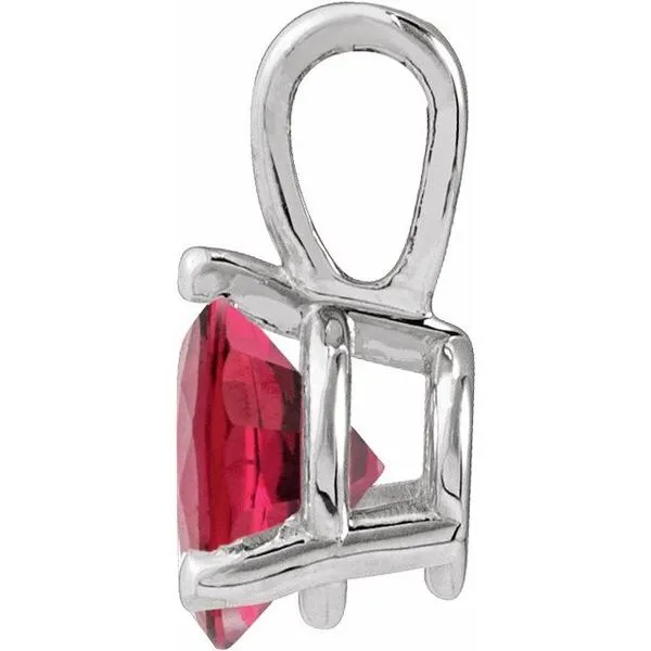 Solitaire Pendant Image 2 Austin's Fine Diamonds & Jewelry Lyndhurst, NJ