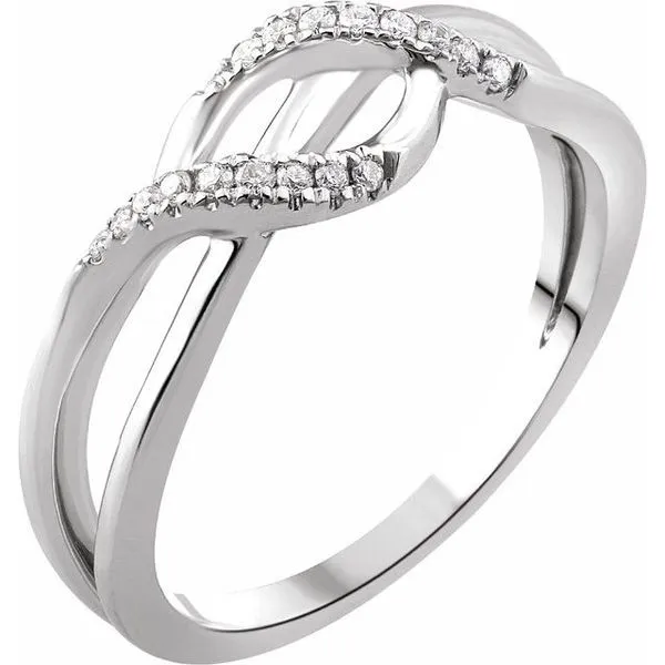 Criss-Cross Ring Hart's Jewelers Grants Pass, OR