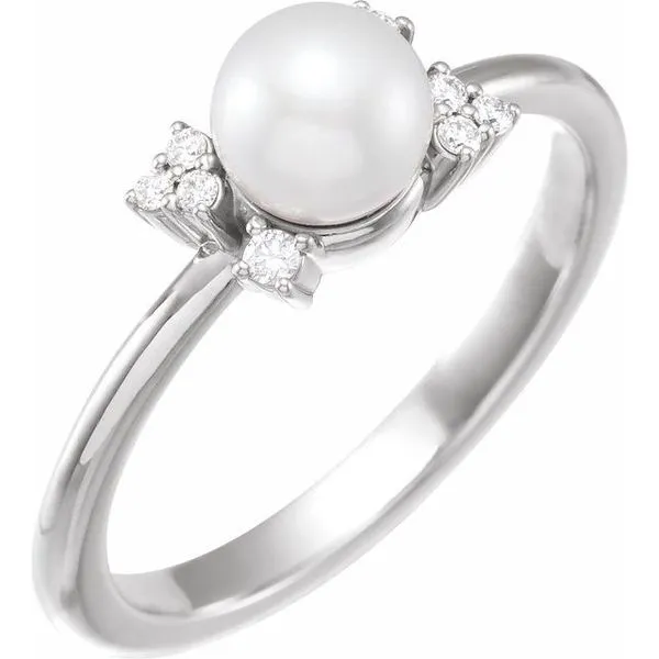 Accented Pearl Ring Hart's Jewelers Grants Pass, OR