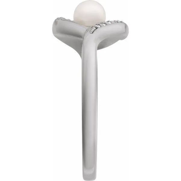 Accented Pearl Ring Image 3 Hopman Jewelers Elkhart, IN