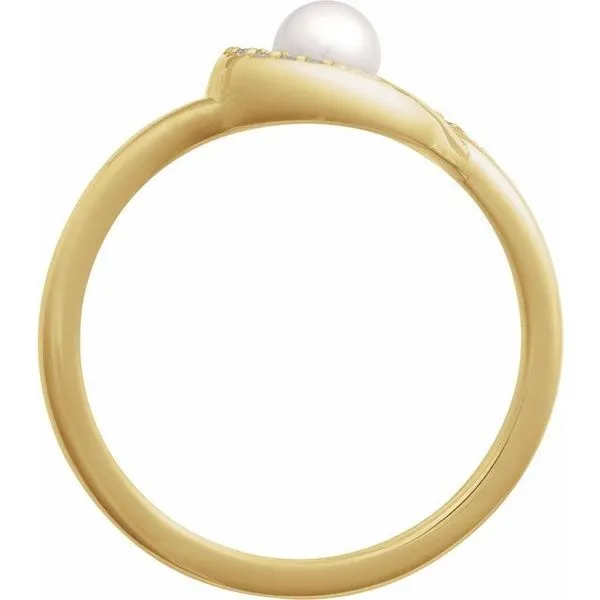 Accented Pearl Ring Image 2 Hopman Jewelers Elkhart, IN