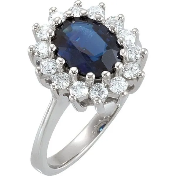 Halo-Style Ring Hart's Jewelers Grants Pass, OR