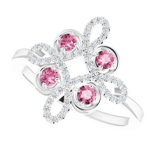 Clover Ring Image 5 Linwood Custom Jewelers Linwood, NJ