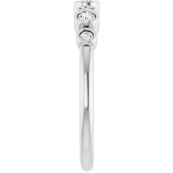 Bezel-Set Ring Image 4 Jerald Jewelers Latrobe, PA