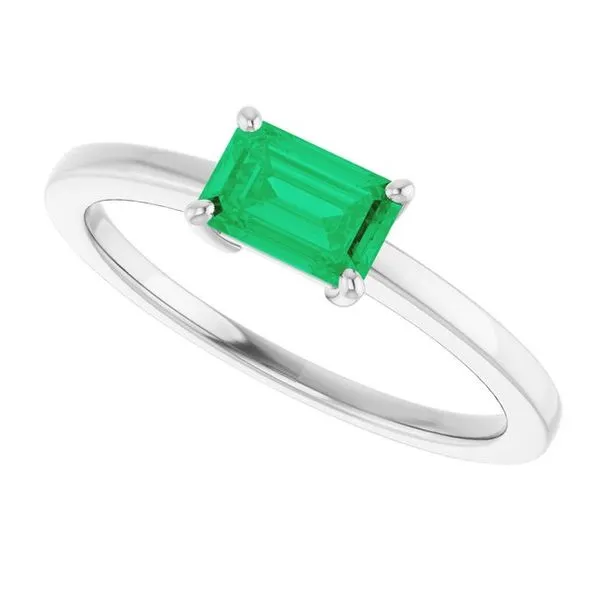 Solitaire Ring Image 5 D'Errico Jewelry Scarsdale, NY