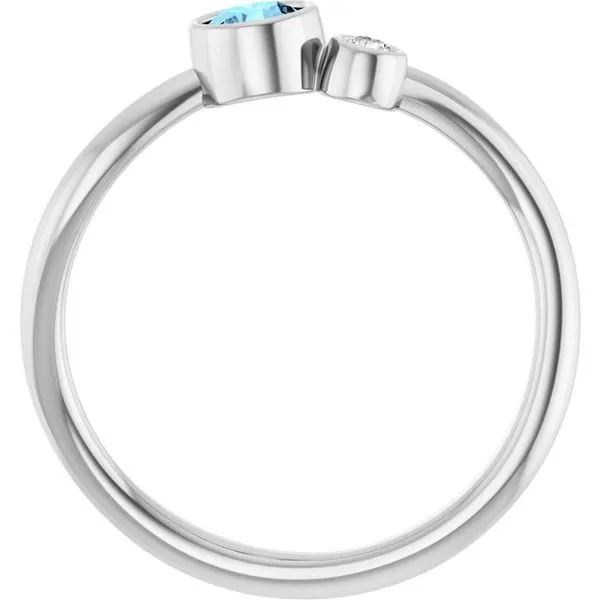 Accented Bezel-Set Ring Image 2 Comstock Jewelers Edmonds, WA