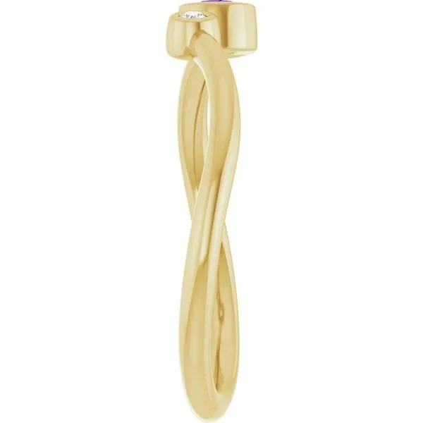 Accented Bezel-Set Ring Image 4 D&M Jewelers Green Bay, WI