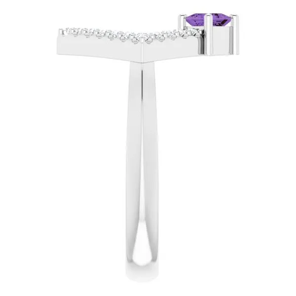 Accented Geometric Ring Image 4 Gysbers Jewelry Waupun, WI