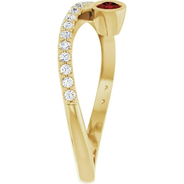 Criss-Cross Bezel-Set Ring Image 4 Holly's Jewelry Mountain Home, AR