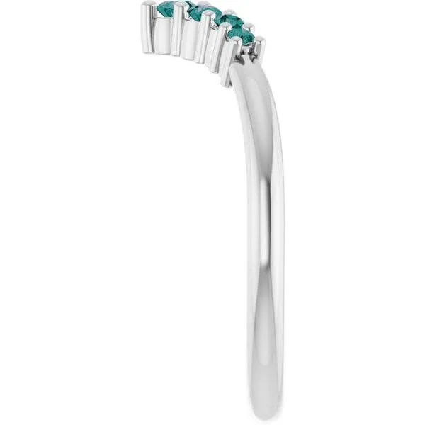 Graduated V Ring Image 4 Cherry Street Jewelers Tulsa, OK