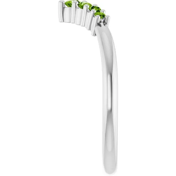 Graduated V Ring Image 4 Henry B. Ball Jewelers Canton, OH