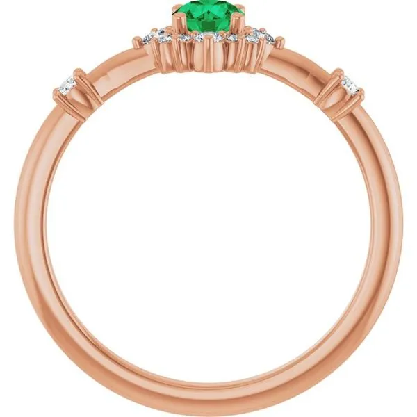 Halo-Style Ring Image 2 Hart's Jewelers Grants Pass, OR