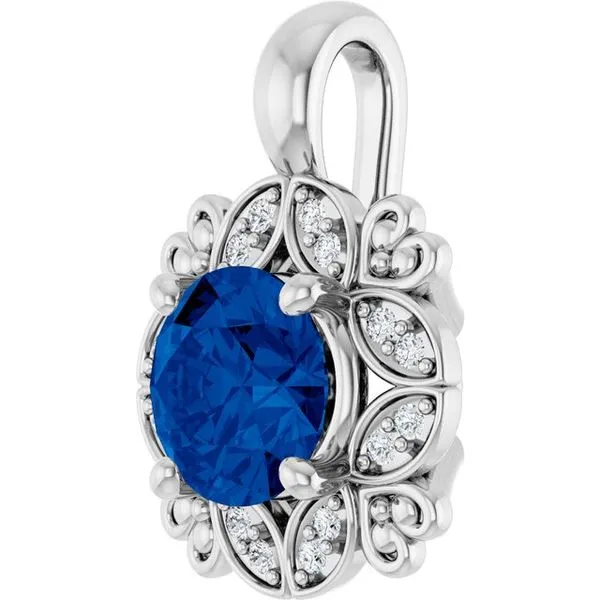 Halo-Style Pendant Image 2 Hopman Jewelers Elkhart, IN