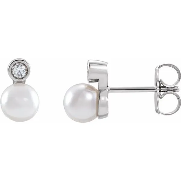 Accented Pearl Earrings Hart's Jewelers Grants Pass, OR