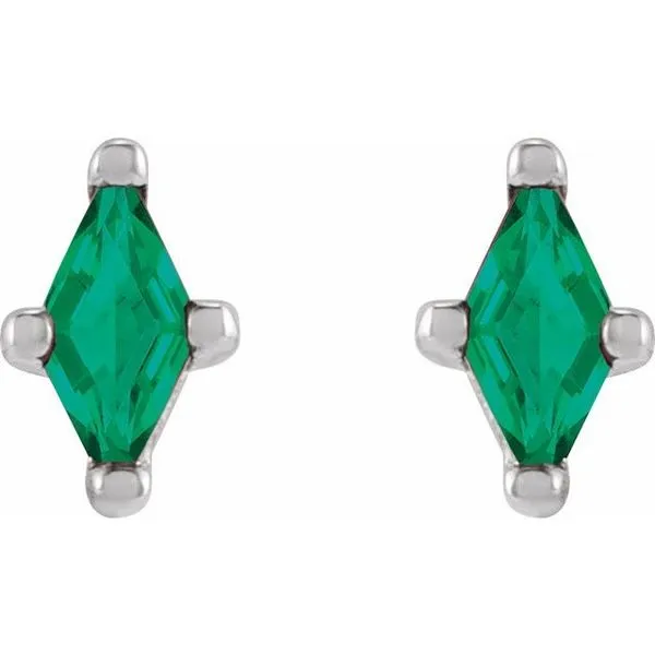 Kite 4-Prong Stud Earring Image 2 D'Errico Jewelry Scarsdale, NY