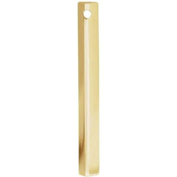 Engravable Bar Pendant Image 3 Gysbers Jewelry Waupun, WI