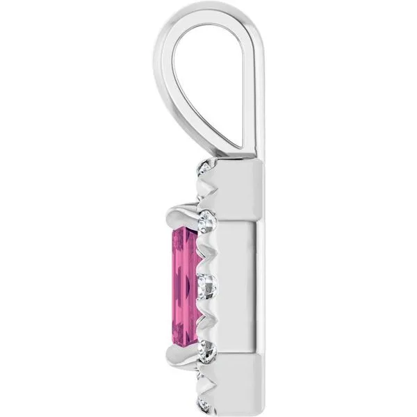 Halo-Style Pendant Image 3 Gysbers Jewelry Waupun, WI