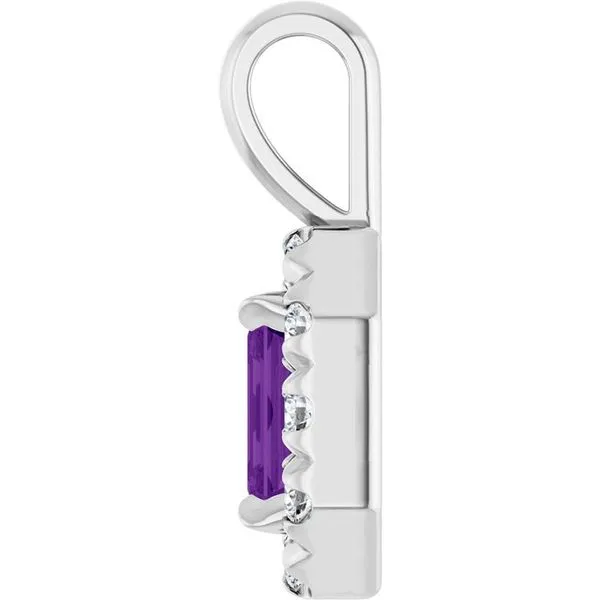 Halo-Style Pendant Image 3 Colonial Jewelers of Easton Easton, MD