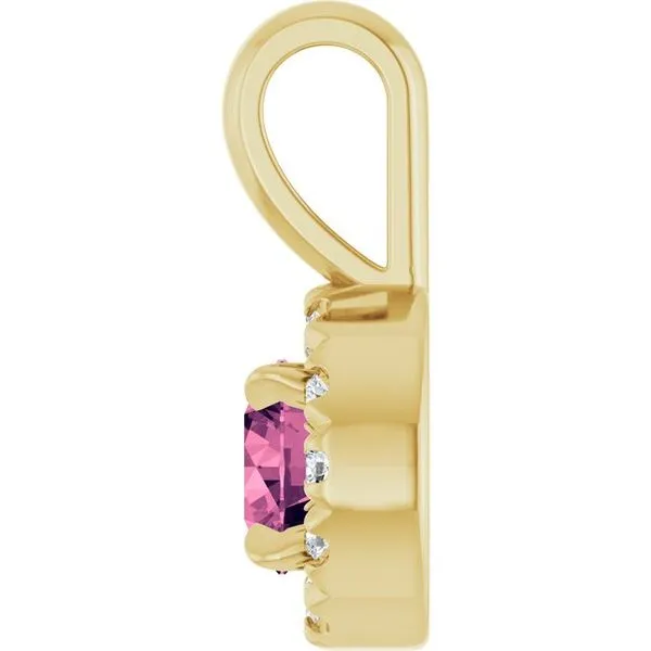 Halo-Style Pendant Image 3 Gysbers Jewelry Waupun, WI