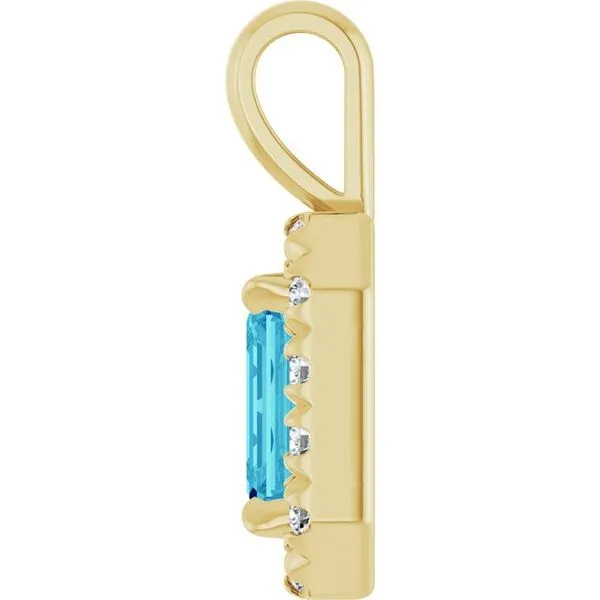 Halo-Style Pendant Image 3 Gysbers Jewelry Waupun, WI