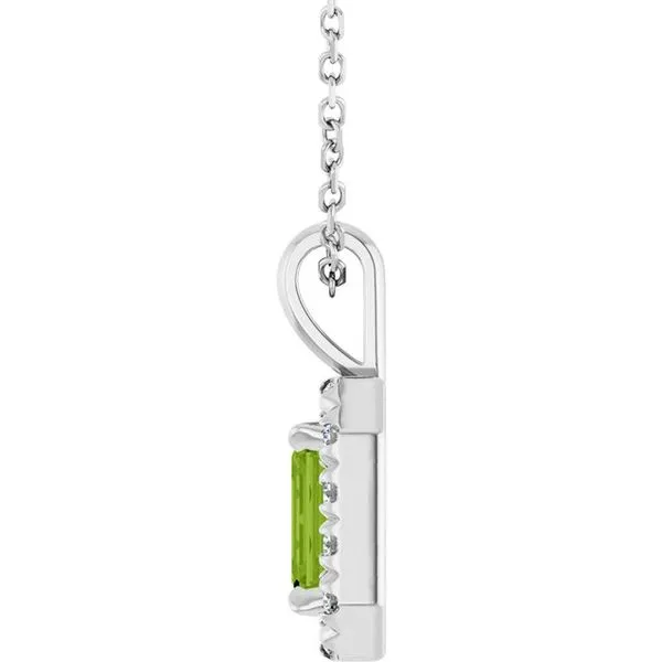 Halo-Style Necklace Image 3 Gysbers Jewelry Waupun, WI