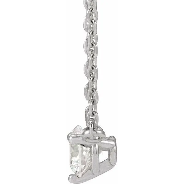 Round 3-Prong Necklace Image 2 Hopman Jewelers Elkhart, IN