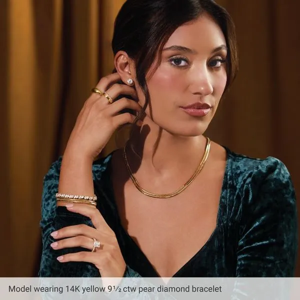 Lab-Grown Diamond Line Bracelet Image 3 Hart's Jewelers Grants Pass, OR