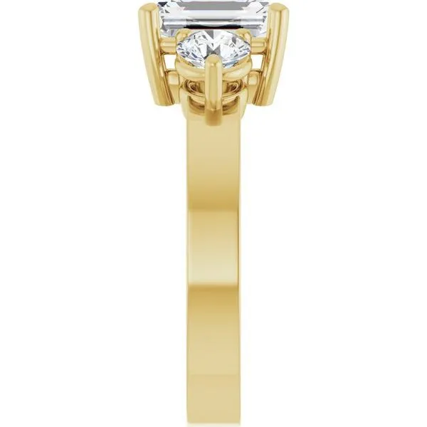 Three-Stone Engagement Ring Image 4 Austin's Fine Diamonds & Jewelry Lyndhurst, NJ