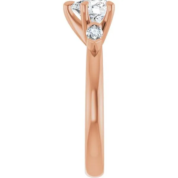 Claw-Prong Three-Stone Engagement Ring Image 4 Austin's Fine Diamonds & Jewelry Lyndhurst, NJ