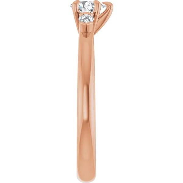 Claw-Prong Three-Stone Engagement Ring Image 4 Austin's Fine Diamonds & Jewelry Lyndhurst, NJ