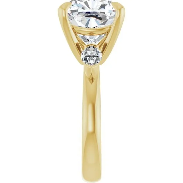 Claw-Prong Three-Stone Engagement Ring Image 4 Jimmy Smith Jewelers Decatur, AL