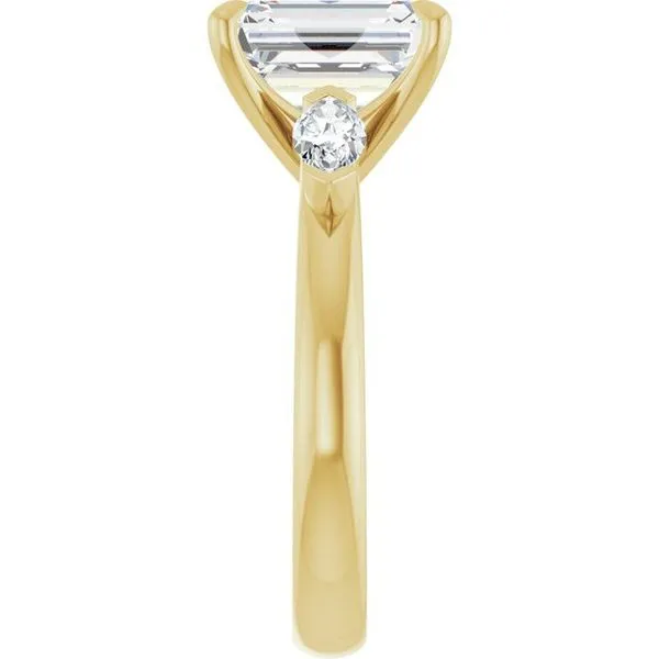 Claw-Prong Three-Stone Engagement Ring Image 4 Ocean View Jewelers Millville, DE