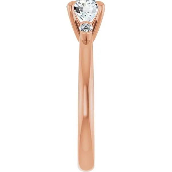 Claw-Prong Three-Stone Engagement Ring Image 4 Austin's Fine Diamonds & Jewelry Lyndhurst, NJ