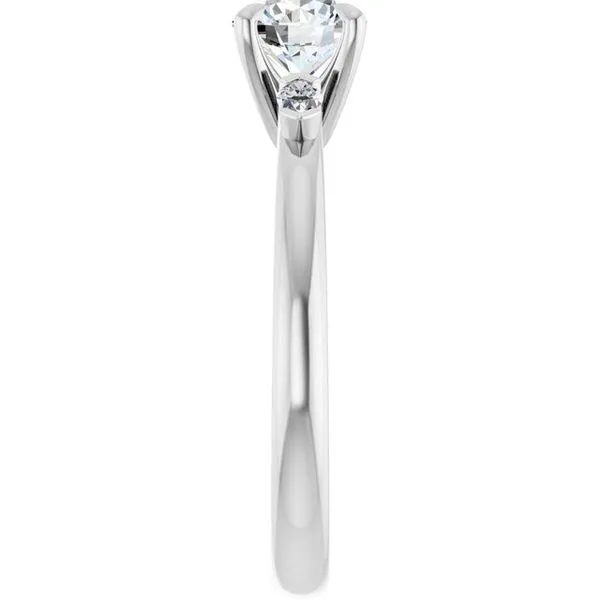 Claw-Prong Three-Stone Engagement Ring Image 4 Austin's Fine Diamonds & Jewelry Lyndhurst, NJ