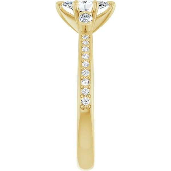 Claw-Prong Three-Stone Engagement Ring Image 4 Austin's Fine Diamonds & Jewelry Lyndhurst, NJ