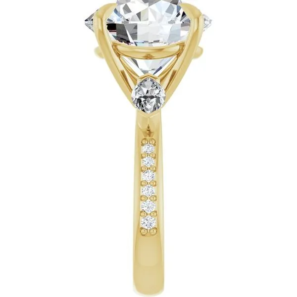 Claw-Prong Three-Stone Engagement Ring Image 4 Austin's Fine Diamonds & Jewelry Lyndhurst, NJ